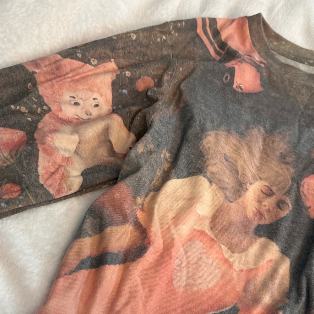 Melanie Martinez The Trilogy Tour Long Sleeve - Picture 4 of 5